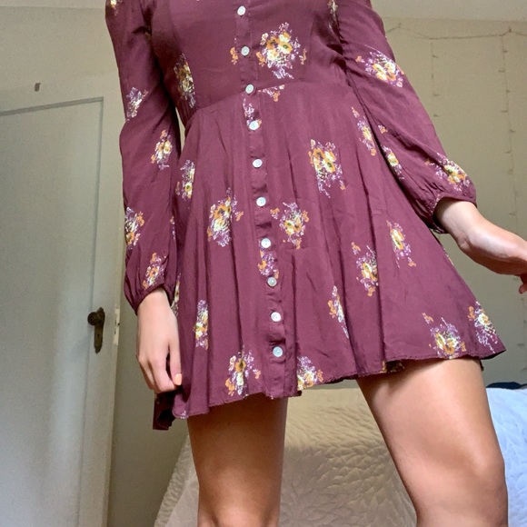 Urban Outfitters Floral Dress - Picture 2 of 3